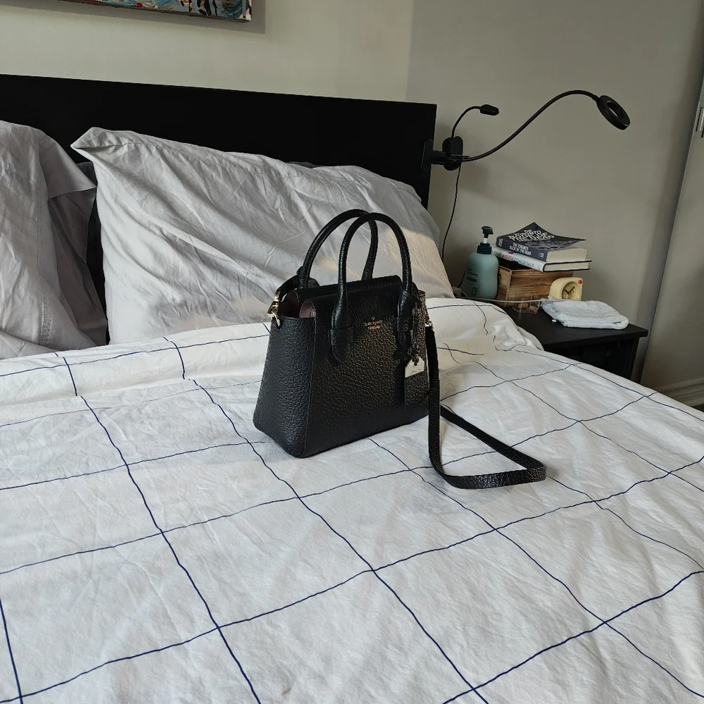 NWOT Kate Spade Leather Top Handle Tote - COPY - Picture 3 of 15